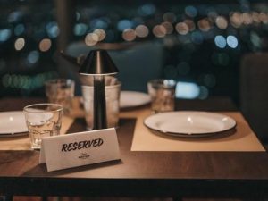 Guide to Having a Date at a Bar